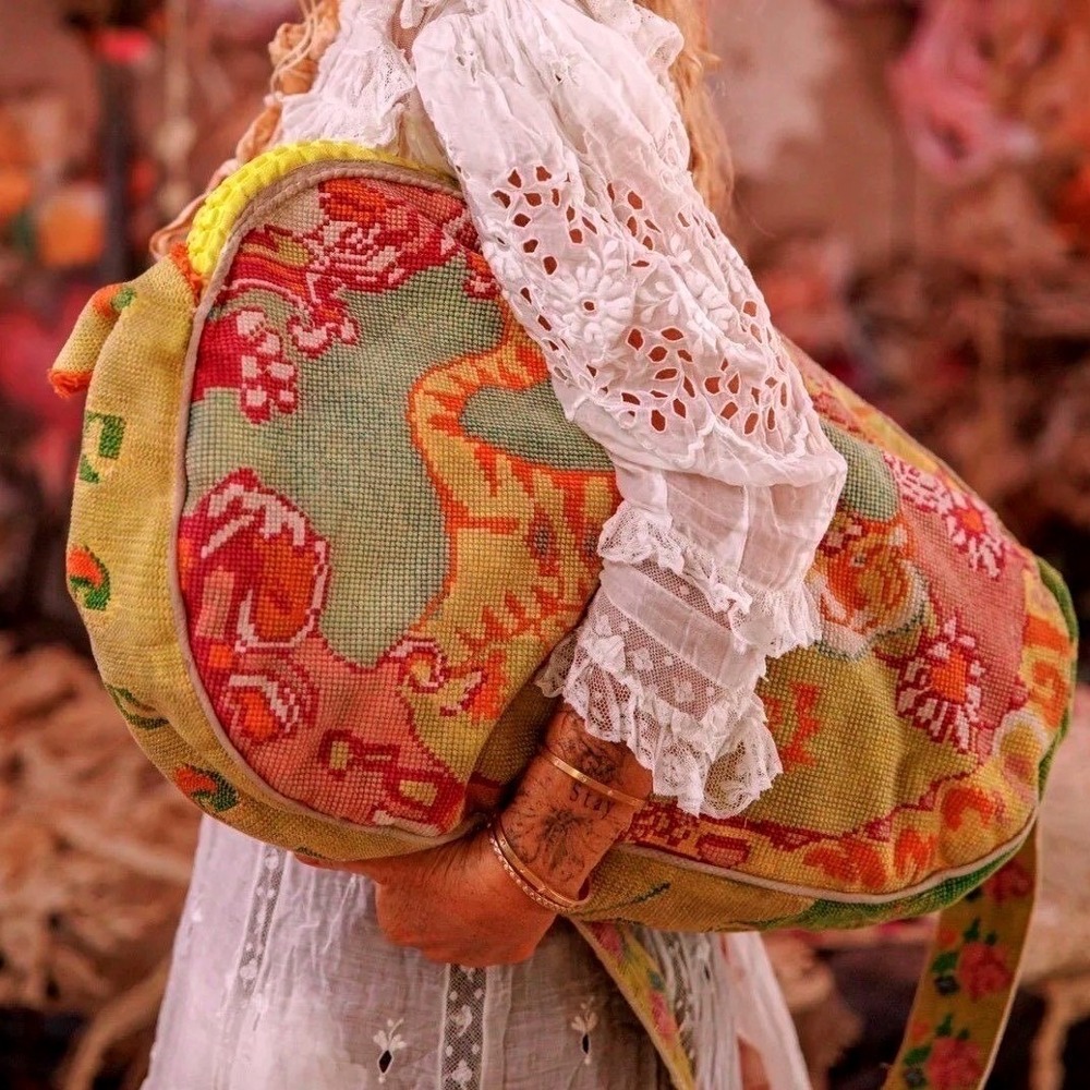 Magnolia Pearl Colorful Indian Circus Carryall  Bag Sherpa Lining HUGE Zipper - Picture 6 of 16